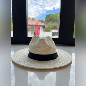 Fedora hat